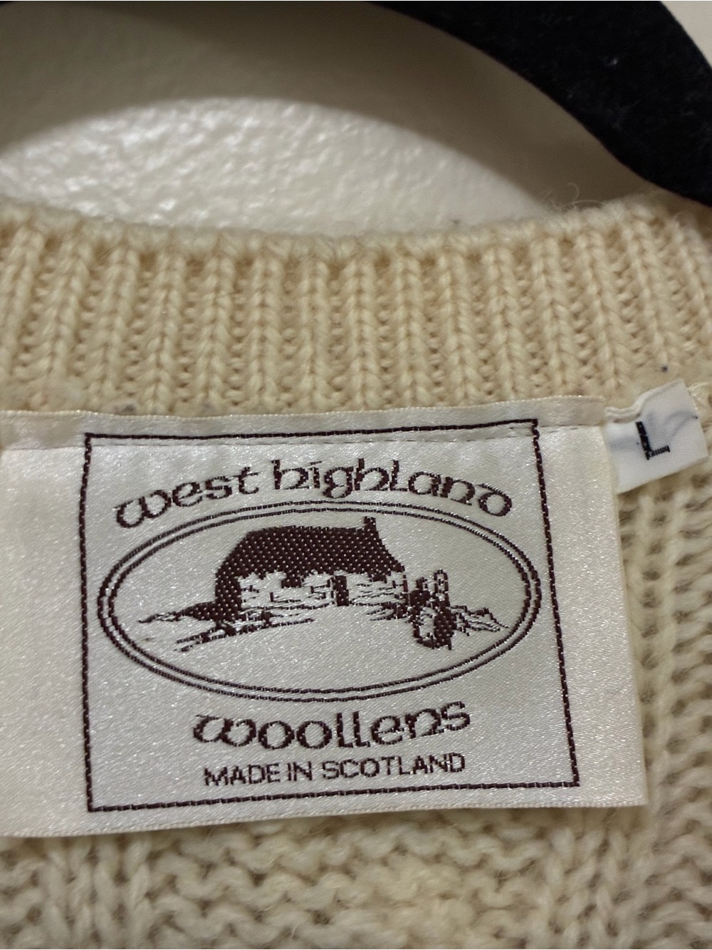 West Highland Woollens Cream Cable Knit Button-Front Sweater Cardigan large - Picture 4 of 8